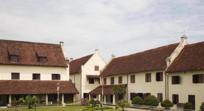 The Rinra Macáçar Exterior foto